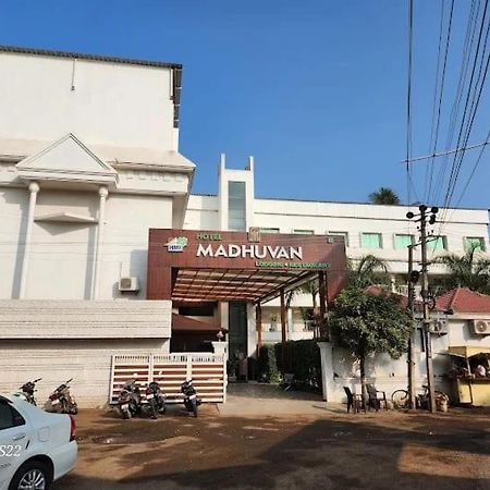 Hotel Madhuvan International Bijapur  Exterior photo